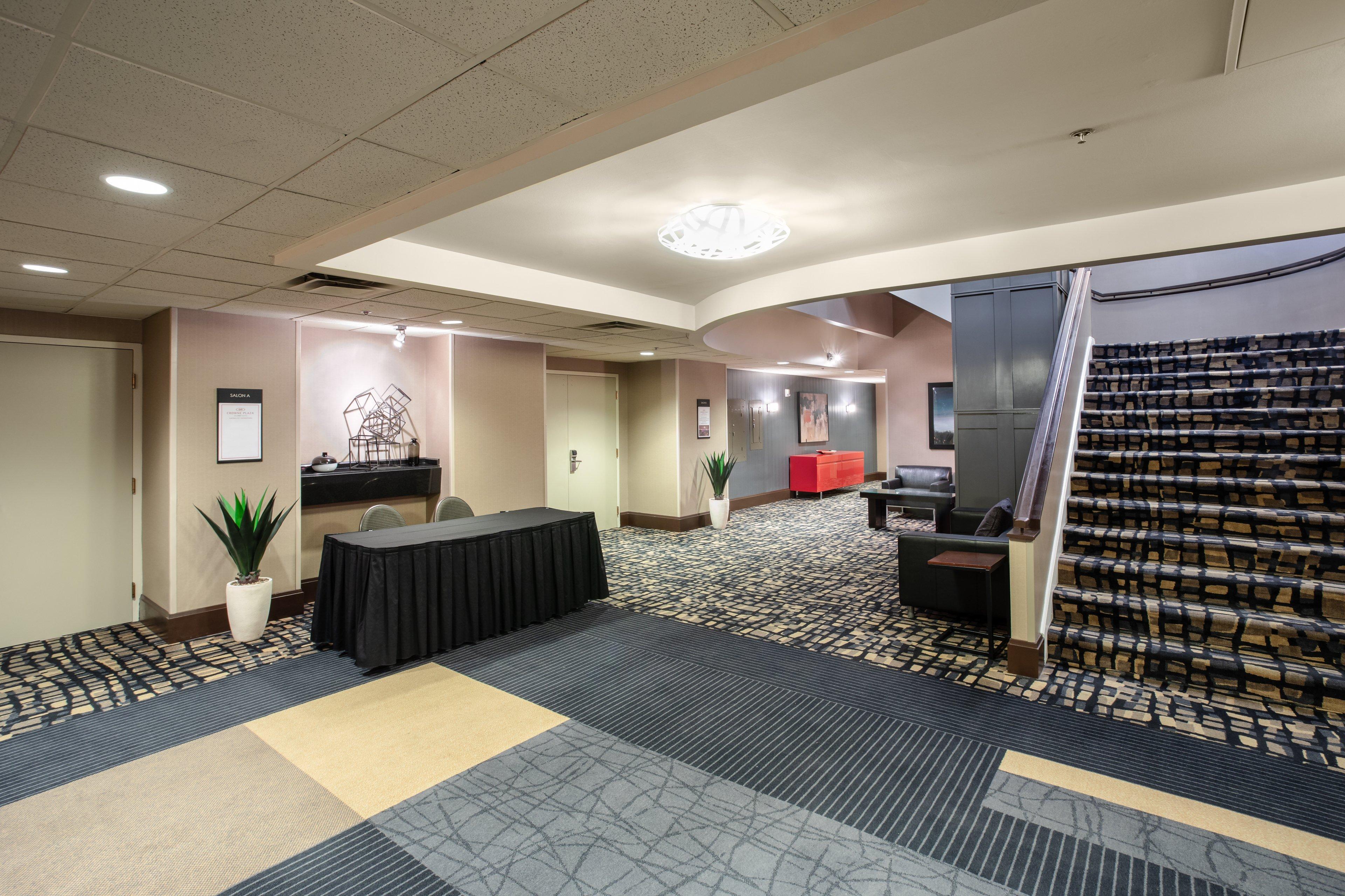 Crowne Plaza Kansas City Downtown By Ihg Экстерьер фото